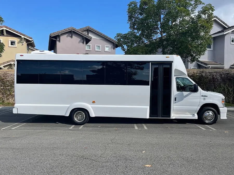 20-passenger-party-bus-exterior-2